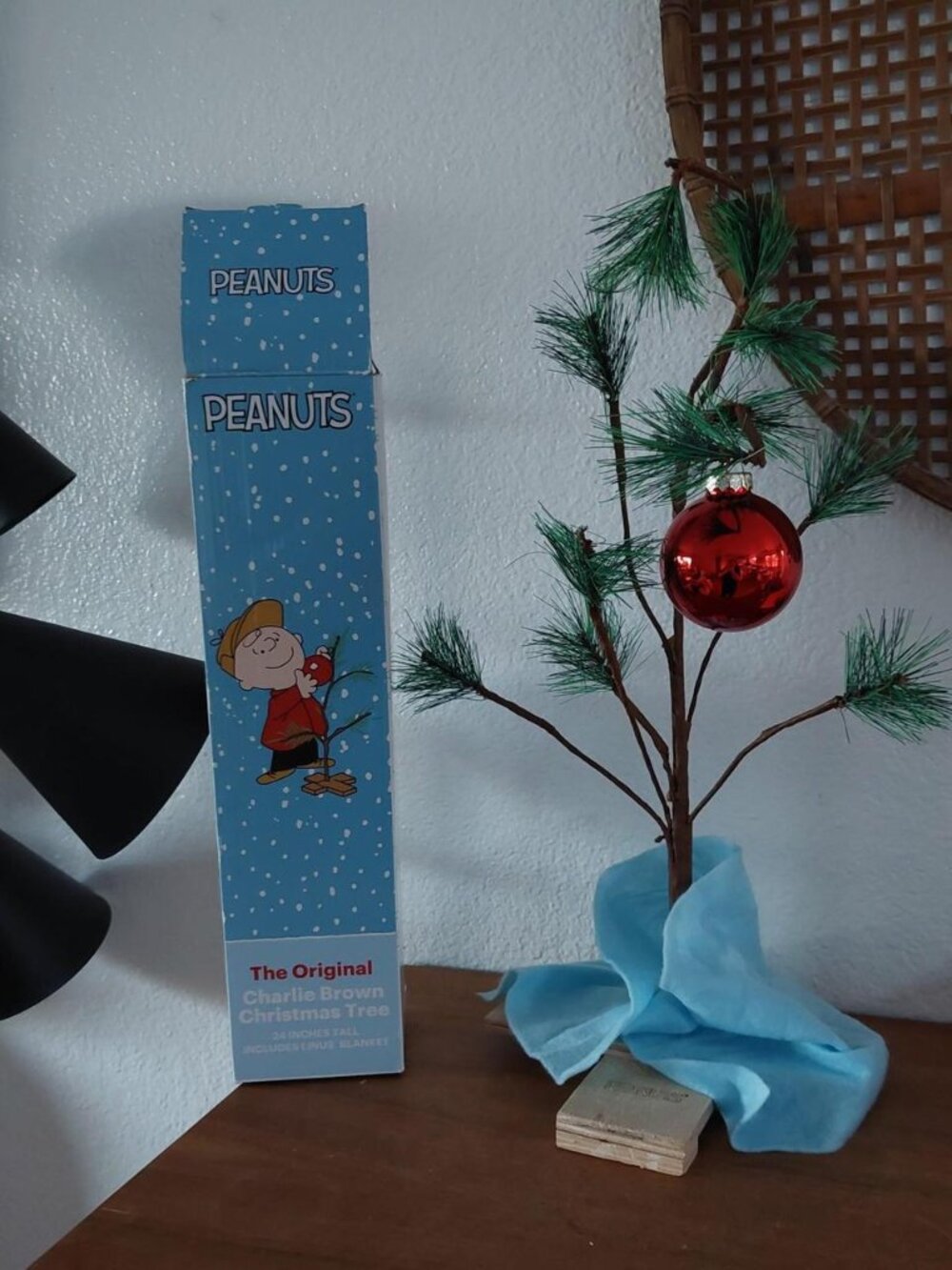 ProductWorks Peanuts 24" Charlie Brown Christmas Tree with Linus Blanket